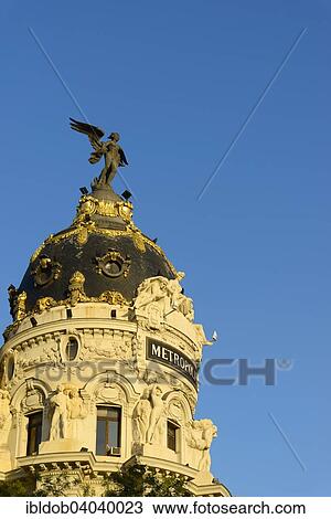 "Dome with Victoria statue, Metropolis Building, Madrid, Spain, Europe" View Large Photo Image Stock Image - "Dome with Victoria statue, Metropolis Building, Madrid, Spain, Europe". Fotosearch