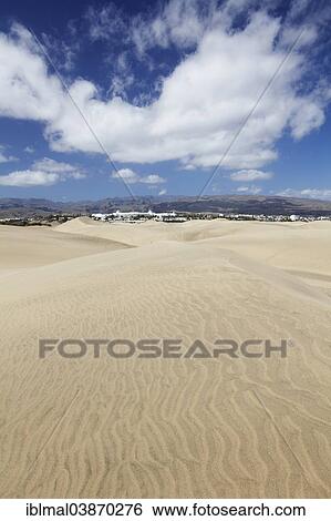 Stock Photograph - "Dunes of Maspalomas, RIU Hotel at the back, Maspalomas, Gran Canaria, Canary Islands, Spain, Europe". Fotosearch