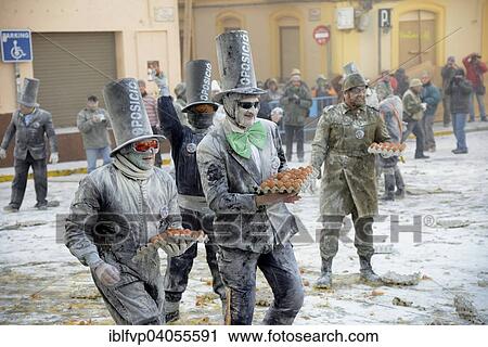 "Els Enfarinats flour fight, rebels, armed with flour, eggs and firecrackers, take over the regiment of the city for one day, Plaza de la Iglesia, Ibi, Province of Alicante, Costa Blanca, Spain, Europe" View Large Photo Image Stock Image - "Els Enfarinats flour fight, rebels, armed with flour, eggs and firecrackers, take over the regiment of the city for one day, Plaza de la Iglesia, Ibi, Province of Alicante, Costa Blanca, Spain, Europe". Fotosearch