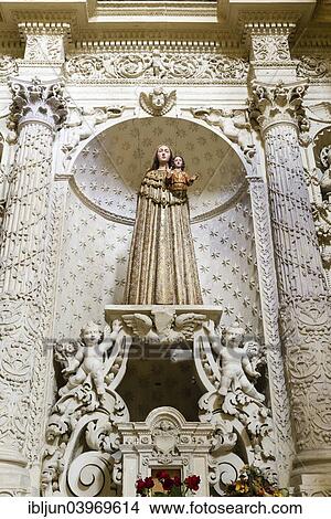 "Encased wooden Madonna with Child, side altar, Jesuit Church Chiesa del Gesu o della Madonna del Buon Consiglio, Baroque of Lecce, also Baroque of Salento, Lecce, Apulia, Italy, Europe" View Large Photo Image Picture - "Encased wooden Madonna with Child, side altar, Jesuit Church Chiesa del Gesu o della Madonna del Buon Consiglio, Baroque of Lecce, also Baroque of Salento, Lecce, Apulia, Italy, Europe". Fotosearch