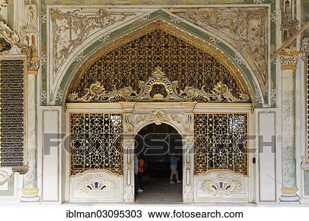 "Entrance to the Divan, second courtyard, Topkapi Palace, Topkapi Sarayi, Topkapi-Sarayi, Sultanahmet, Istanbul, European side, Istanbul Province, Turkey, European side, Europe" View Large Photo Image Stock Image - "Entrance to the Divan, second courtyard, Topkapi Palace, Topkapi Sarayi, Topkapi-Sarayi, Sultanahmet, Istanbul, European side, Istanbul Province, Turkey, European side, Europe". Fotosearch