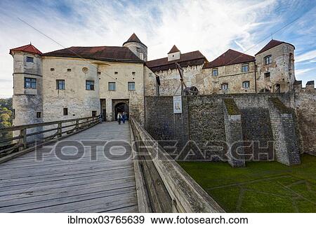 "Entrance to the inner castle complex, Burg zu Burghausen Castle, Burghausen, Upper Bavaria, Bavaria, Germany, Europe" View Large Photo Image Stock Photo - "Entrance to the inner castle complex, Burg zu Burghausen Castle, Burghausen, Upper Bavaria, Bavaria, Germany, Europe". Fotosearch