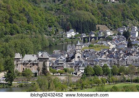 "Entraygues sur Truyere, at the confluence of Lot river and Truyere river, Aveyron, Midi-Pyrenees, France, Europe" View Large Photo Image Stock Image - "Entraygues sur Truyere, at the confluence of Lot river and Truyere river, Aveyron, Midi-Pyrenees, France, Europe". Fotosearch