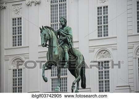 "Equestrian statue in the courtyard of the Spanish Riding School, Vienna, Vienna State, Austria, Europe" View Large Photo Image Stock Photography - "Equestrian statue in the courtyard of the Spanish Riding School, Vienna, Vienna State, Austria, Europe". Fotosearch