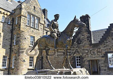 "Equestrian statue of Earl Haig, British field marshal, 1861-1928, Edinburgh Castle, Edinburgh, Scotland, United Kingdom, Europe" View Large Photo Image Stock Image - "Equestrian statue of Earl Haig, British field marshal, 1861-1928, Edinburgh Castle, Edinburgh, Scotland, United Kingdom, Europe". Fotosearch