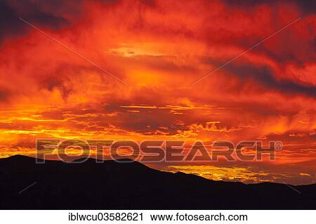 "Evening sky just after sunset over the Wadi Rum desert, Jordan, Asia" View Large Photo Image Stock Image - "Evening sky just after sunset over the Wadi Rum desert, Jordan, Asia". Fotosearch