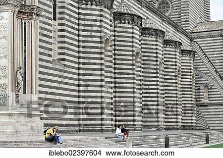 "Facade of the Duomo, Orvieto Cathedral, Orvieto, Province of Terni, Umbria, Italy, Europe" View Large Photo Image Picture - "Facade of the Duomo, Orvieto Cathedral, Orvieto, Province of Terni, Umbria, Italy, Europe". Fotosearch