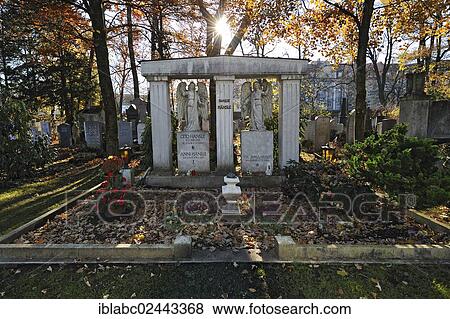 "Family grave, Ostfriedhof cemetery, Munich, Bavaria, Germany, Europe" View Large Photo Image Stock Photo - "Family grave, Ostfriedhof cemetery, Munich, Bavaria, Germany, Europe". Fotosearch