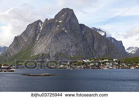 "Fishing village of Reine, Reine, Moskenesoy, Lofoten, Nordland, Norway, Europe" View Large Photo Image Picture - "Fishing village of Reine, Reine, Moskenesoy, Lofoten, Nordland, Norway, Europe". Fotosearch