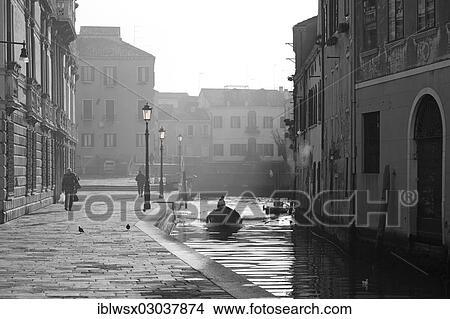 Picture - "Fondamento della Misericordia, Cannaregio, Venedig, Venezia, Veneto Region, Italy, Europe". Fotosearch