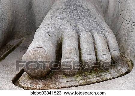 Stock Image - "Foot of the Gomateshwara statue, Jain ascetic, Jain Temple on Vindhyagiri Hill, Shravanabelagola, Karnataka, South India, India, Asia". Fotosearch
