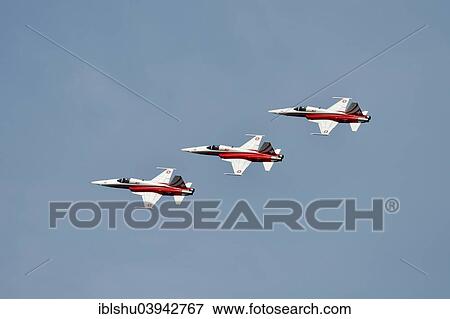 Stock Photo - "Formation flight of the Patrouille Suisse with the Northrop F-5E Tiger II, Lake Festival 2014, Canton Zug, Switzerland, Europe". Fotosearch