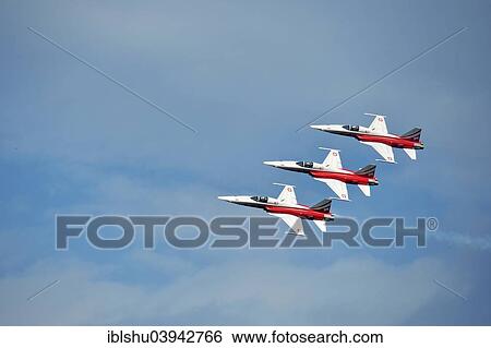 Stock Photograph - "Formation flight of the Patrouille Suisse with the Northrop F-5E Tiger II, Lake Festival 2014, Canton Zug, Switzerland, Europe". Fotosearch