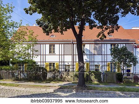 "Gartenstadt Falkenberg housing estate, also Tuschkastensiedlung, UNESCO World Heritage Site, Bohnsdorf, Berlin, Germany, Europe" View Large Photo Image Stock Photography - "Gartenstadt Falkenberg housing estate, also Tuschkastensiedlung, UNESCO World Heritage Site, Bohnsdorf, Berlin, Germany, Europe". Fotosearch