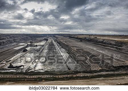 Picture - "Garzweiler opencast lignite mine, Grevenbroich, Rhineland, North Rhine-Westphalia, Germany, Europe". Fotosearch