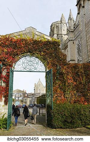 "Gate, Place de la Cathedrale et du Cardinal-Pie, Poitiers, Vienne, Poitou-Charentes, France, Europe" View Large Photo Image Stock Photography - "Gate, Place de la Cathedrale et du Cardinal-Pie, Poitiers, Vienne, Poitou-Charentes, France, Europe". Fotosearch