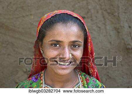 "Girl with a headscarf and jewellery, portrait, Rann of Kutch, Gujarat, India, Asia" View Large Photo Image Picture - "Girl with a headscarf and jewellery, portrait, Rann of Kutch, Gujarat, India, Asia". Fotosearch