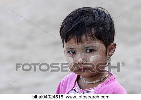 "Girl with Thanaka paste on her face, in Bagan, Myanmar, Asia" View Large Photo Image Stock Photography - "Girl with Thanaka paste on her face, in Bagan, Myanmar, Asia". Fotosearch