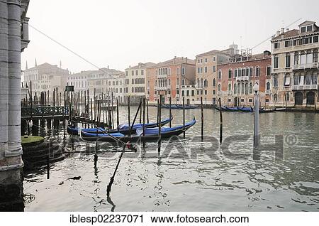 "Gondolas on the Grand Canal, Palazzo Giustinian Perisco, Palazzo Tiepoletto Passi, Palazzo Soranzo Pisani, Palazzo Tiepolo Passi, Venice, Venezia, Veneto, Italy, Europe" View Large Photo Image Stock Image - "Gondolas on the Grand Canal, Palazzo Giustinian Perisco, Palazzo Tiepoletto Passi, Palazzo Soranzo Pisani, Palazzo Tiepolo Passi, Venice, Venezia, Veneto, Italy, Europe". Fotosearch
