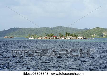 Stock Image - "Gorbiski Island, San Blas Archipelago, Caribbean Sea, Panama, North America". Fotosearch