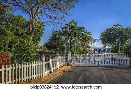 "Government House, Darwin, Northern Territory, Australia, Oceania" View Large Photo Image Stock Image - "Government House, Darwin, Northern Territory, Australia, Oceania". Fotosearch