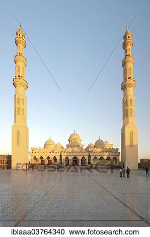 "Grand Mosque, al-Bahhr-al-Ahhmar, Hurghada, Red Sea Governorate, Egypt, Africa" View Large Photo Image Stock Image - "Grand Mosque, al-Bahhr-al-Ahhmar, Hurghada, Red Sea Governorate, Egypt, Africa". Fotosearch