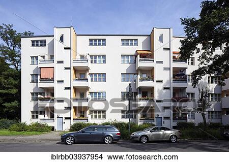 "Grosssiedlung Siemensstadt housing estate, Modernism, New Objectivity, UNESCO World Heritage Site, Charlottenburg-Nord, Berlin, Germany, Europe" View Large Photo Image Picture - "Grosssiedlung Siemensstadt housing estate, Modernism, New Objectivity, UNESCO World Heritage Site, Charlottenburg-Nord, Berlin, Germany, Europe". Fotosearch