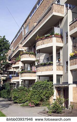 "Grosssiedlung Siemensstadt housing estate, Modernism, New Objectivity, UNESCO World Heritage Site, Charlottenburg-Nord, Berlin, Germany, Europe" View Large Photo Image Stock Photograph - "Grosssiedlung Siemensstadt housing estate, Modernism, New Objectivity, UNESCO World Heritage Site, Charlottenburg-Nord, Berlin, Germany, Europe". Fotosearch