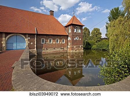 Stock Image - "Haus Borg, moated castle, Drensteinfurt, Munsterland, North Rhine-Westphalia, Germany, Europe". Fotosearch