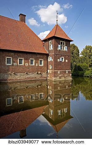 Haus Borg Moated Castle Drensteinfurt Munsterland North Rhine
