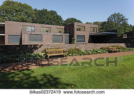 "Haus Lange Museum, a villa designed by Mies van der Rohe, Krefeld, North Rhine-Westphalia, Germany, Europe" View Large Photo Image Stock Photo - "Haus Lange Museum, a villa designed by Mies van der Rohe, Krefeld, North Rhine-Westphalia, Germany, Europe". Fotosearch