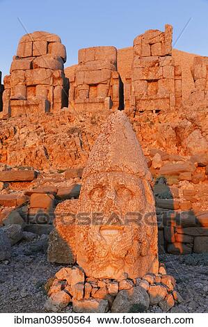 "Head of Herakles, East Terrace, grave of Antiochus, Nemrut Mountain, Nemrut Dagi, Adiyaman Province, Southeastern Anatolia Region, Anatolia, Turkey, Asia" View Large Photo Image Picture - "Head of Herakles, East Terrace, grave of Antiochus, Nemrut Mountain, Nemrut Dagi, Adiyaman Province, Southeastern Anatolia Region, Anatolia, Turkey, Asia". Fotosearch