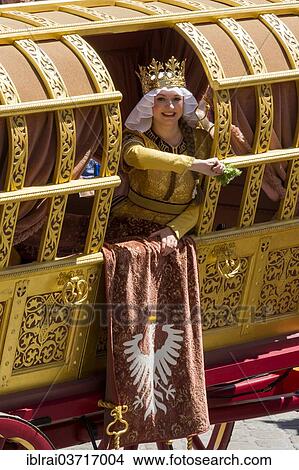 "Hedwig Jagiellonica, the bride in her golden bridal carriage, wedding procession of the """"Landshut Wedding"""", historic center, Landshut, Lower Bavaria, Bavaria, Germany, Europe" View Large Photo Image Picture - "Hedwig Jagiellonica, the bride in her golden bridal carriage, wedding procession of the """"Landshut Wedding"""", historic center, Landshut, Lower Bavaria, Bavaria, Germany, Europe". Fotosearch