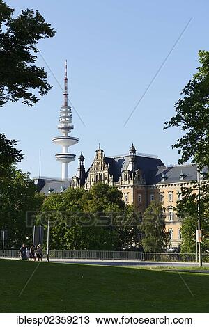 Stock Image - "Heinrich-Hertz-Turm tower, a television and telecommunication tower and the Criminal Justice Building at Sievekingplatz square, Hamburg, Hamburg, Germany, Europe". Fotosearch