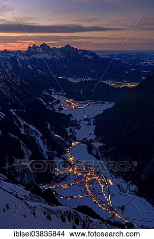 "Heiterwanger Tal valley, Zwischentoren with the Tannheim Mountains at dusk, Berwang, Ausserfern, Tyrol, Austria, Europe" View Large Photo Image Picture - "Heiterwanger Tal valley, Zwischentoren with the Tannheim Mountains at dusk, Berwang, Ausserfern, Tyrol, Austria, Europe". Fotosearch