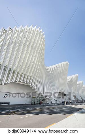 "High-speed railway station Mediopadana, architect Santiago Calatrava, Reggio nell‘Emilia, Reggio Emilia Province, Italy, Europe" View Large Photo Image Picture - "High-speed railway station Mediopadana, architect Santiago Calatrava, Reggio nell‘Emilia, Reggio Emilia Province, Italy, Europe". Fotosearch