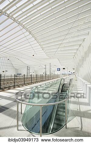 Stock Image - "High-speed railway station Mediopadana, architect Santiago Calatrava, Reggio nellâ€˜Emilia, Reggio Emilia Province, Italy, Europe". Fotosearch