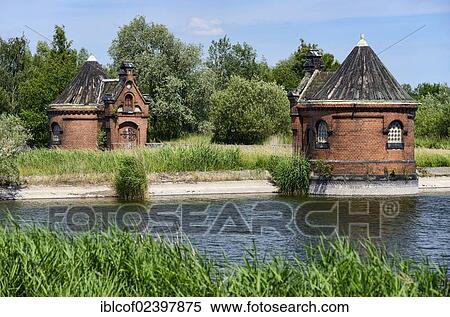 "Historic Schieberhaeuschen building, Rothenburgsort, Hamburg, Germany, Europe" View Large Photo Image Stock Photography - "Historic Schieberhaeuschen building, Rothenburgsort, Hamburg, Germany, Europe". Fotosearch