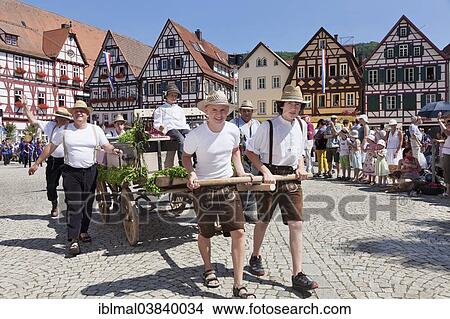 "Historical parade, Schaferlauf festival, Bad Urach, Baden-Wurttemberg, Germany, Europe" View Large Photo Image Picture - "Historical parade, Schaferlauf festival, Bad Urach, Baden-Wurttemberg, Germany, Europe". Fotosearch