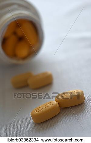 Picture - "HIV drug Kaletra, 200 mg film-coated tablets". Fotosearch