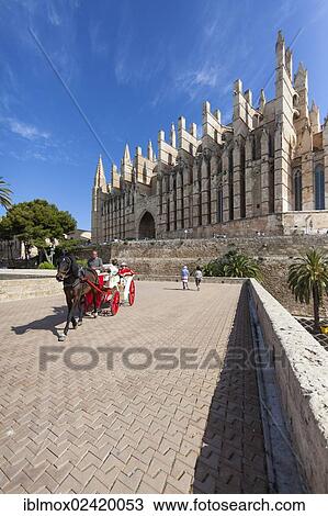 Horse-drawn carriage in front of La Seu Cathedral, historic town centre, Palma de Majorca, Majorca, Balearic Islands, Spain, Europe View Large Photo Image Stock Image - Horse-drawn carriage in front of La Seu Cathedral, historic town centre, Palma de Majorca, Majorca, Balearic Islands, Spain, Europe. Fotosearch