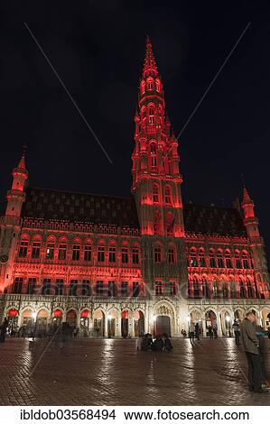 "Hotel de Ville, City Hall, Grote Markt, Grand Place market square, illuminated at night, Brussels, Brussels Region, Belgium, Europe" View Large Photo Image Picture - "Hotel de Ville, City Hall, Grote Markt, Grand Place market square, illuminated at night, Brussels, Brussels Region, Belgium, Europe". Fotosearch