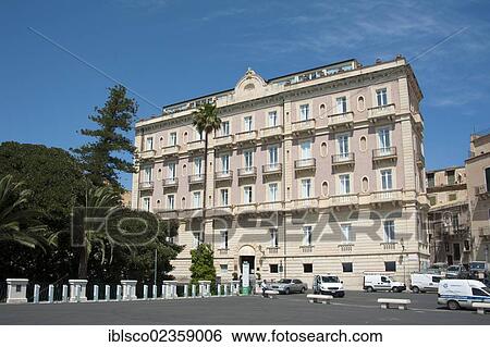 "Hotel des Etrangers, Siracusa, Syracuse, Ortigia, Ortygia Island, Sicily, Italy, Europe" View Large Photo Image Stock Photograph - "Hotel des Etrangers, Siracusa, Syracuse, Ortigia, Ortygia Island, Sicily, Italy, Europe". Fotosearch