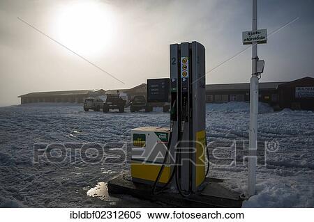 "Hotel, restaurant and last petrol station before the Icelandic Highlands, Hrauneyjar, Iceland, Europe" View Large Photo Image Stock Photography - "Hotel, restaurant and last petrol station before the Icelandic Highlands, Hrauneyjar, Iceland, Europe". Fotosearch