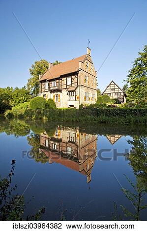 "House Bisping, moated castle, Drensteinfurt, Munsterland, North Rhine-Westphalia, Germany, Europe" View Large Photo Image Stock Image - "House Bisping, moated castle, Drensteinfurt, Munsterland, North Rhine-Westphalia, Germany, Europe". Fotosearch