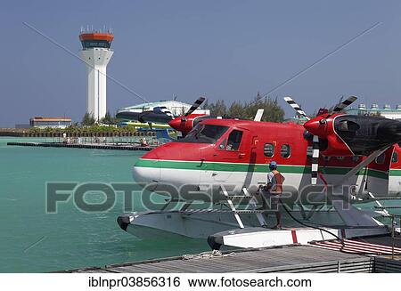 Hydroplane ある Refuelled De Havilland カナダ Dhc 6 Twin カワウソ タワー マレ 国際空港 Hulhule モルディブ Asia 画像コレクション Iblnpr Fotosearch