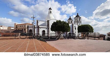 "Iglesia de la Candelaria Church in Plaza Candelaria, Ingenio, Gran Canaria, Canary Islands, Spain, Europe" View Large Photo Image Stock Photography - "Iglesia de la Candelaria Church in Plaza Candelaria, Ingenio, Gran Canaria, Canary Islands, Spain, Europe". Fotosearch