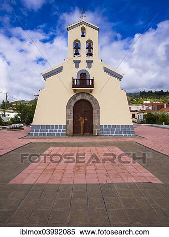 Stock Photography - "Iglesia de San Mauro Abad in Plaza San Mauro, Puntagorda, La Palma, Canary Islands, Spain, Europe". Fotosearch