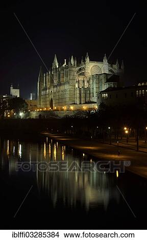 "Illuminated Gothic Cathedral of Palma or """"La Seu"""" at night, Palma de Mallorca, Majorca, Balearic Islands, Spain, Europe" View Large Photo Image Picture - "Illuminated Gothic Cathedral of Palma or """"La Seu"""" at night, Palma de Mallorca, Majorca, Balearic Islands, Spain, Europe". Fotosearch