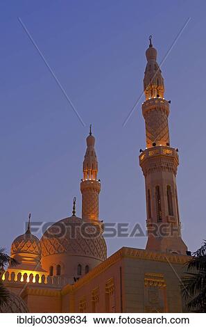 "Illuminated Jumeirah Mosque at dawn, Emirate of Dubai, United Arab Emirates, Asia" View Large Photo Image Picture - "Illuminated Jumeirah Mosque at dawn, Emirate of Dubai, United Arab Emirates, Asia". Fotosearch
